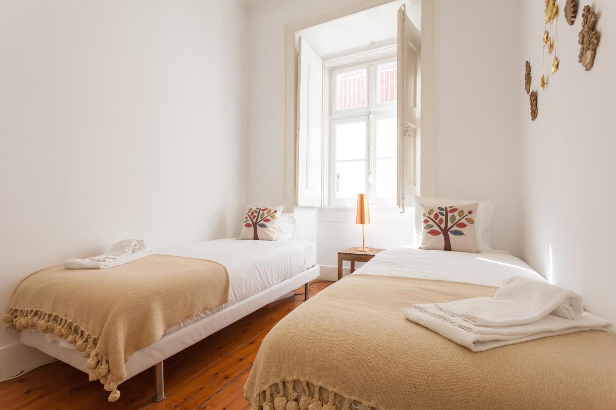 Apartamento Tejo Vintage Three-bedroom - By Lu Holidays Lisboa
